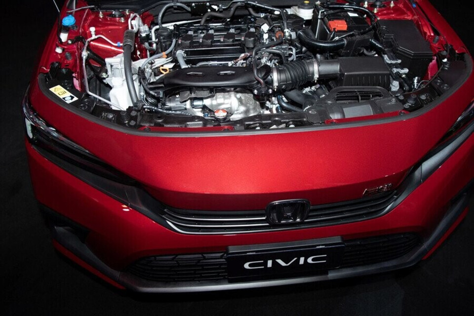 Động cơ vận hành mạnh mẽ