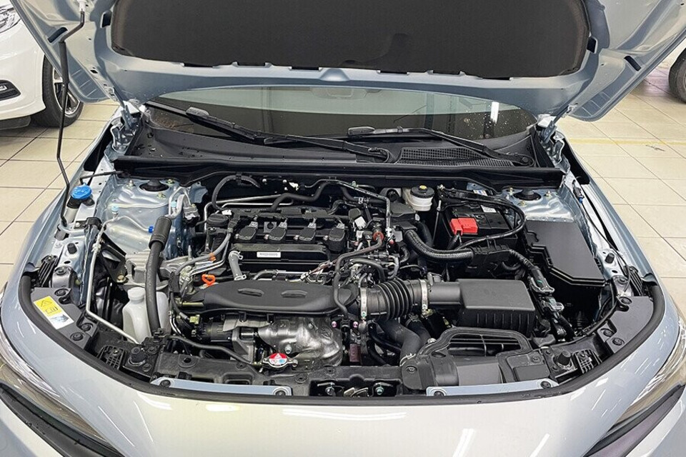 Động cơ Civic vận hành mạnh mẽ