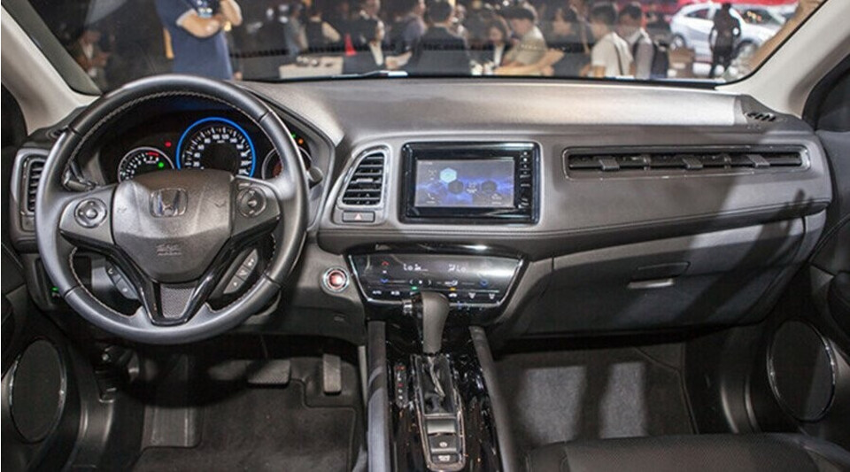 HR-V có khoang nội thất được thiết kế thể thao