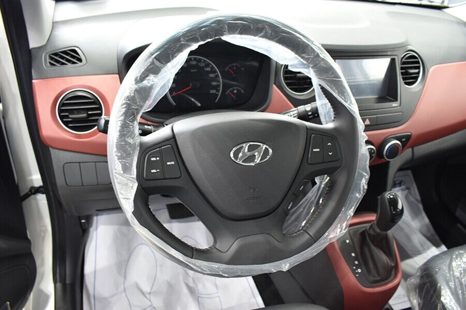 Vô-lăng Hyundai Grand i10