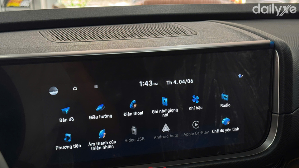 Màn hình trung tâm kết nối thông minh