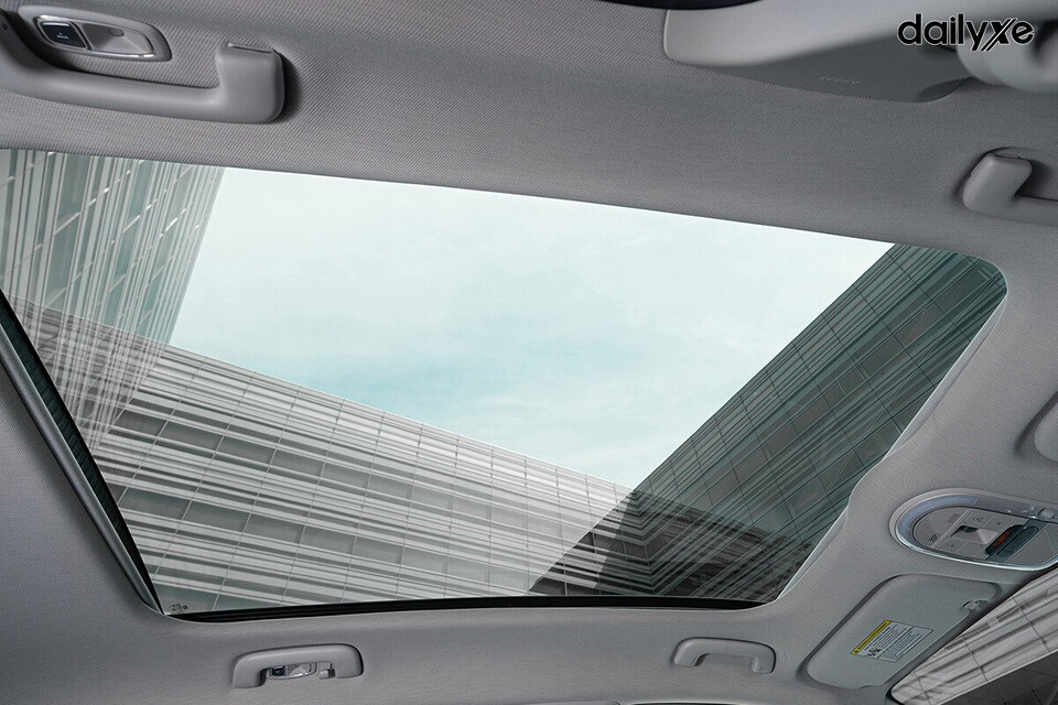 Thiết kế cửa sổ trời toàn cảnh ở Hyundai Ioniq 5 Prestige
