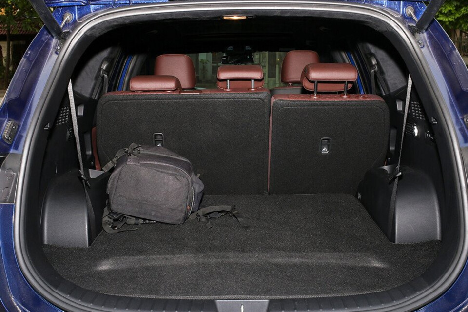 Khoang hành lý chứa đồ hạn chế