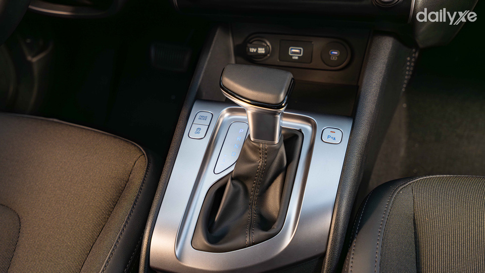 Trang bị hộp số vô cấp CVT vận hành bền bỉ