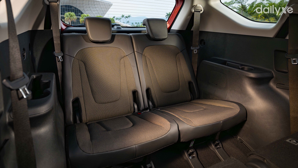 Hàng ghế thứ ba vẫn đảm bảo không gian sử dụng linh hoạt