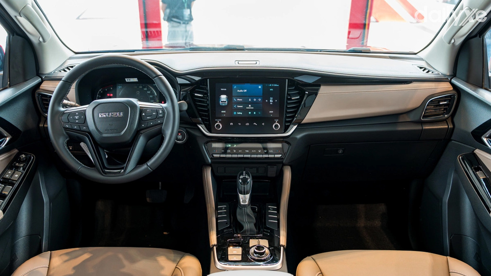 Không gian nội thất Isuzu mu-X ngập tràn công nghệ hiện đại