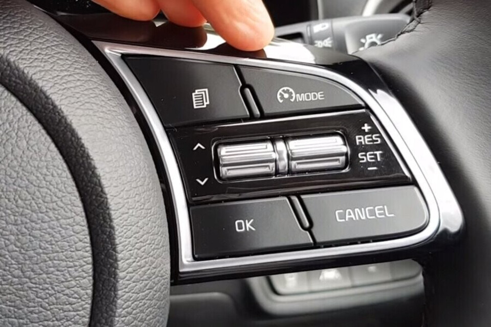 Ga tự động Cruise control Ga tự động Cruise control