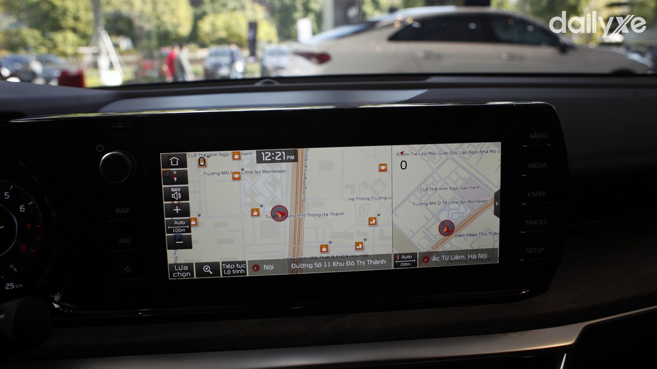 Màn hình giải trí nhiều chức năng