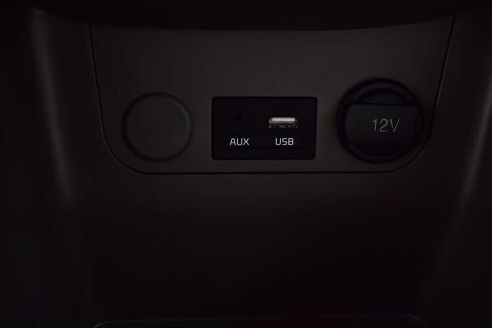 Ổ sạc 12V Ổ sạc 12V