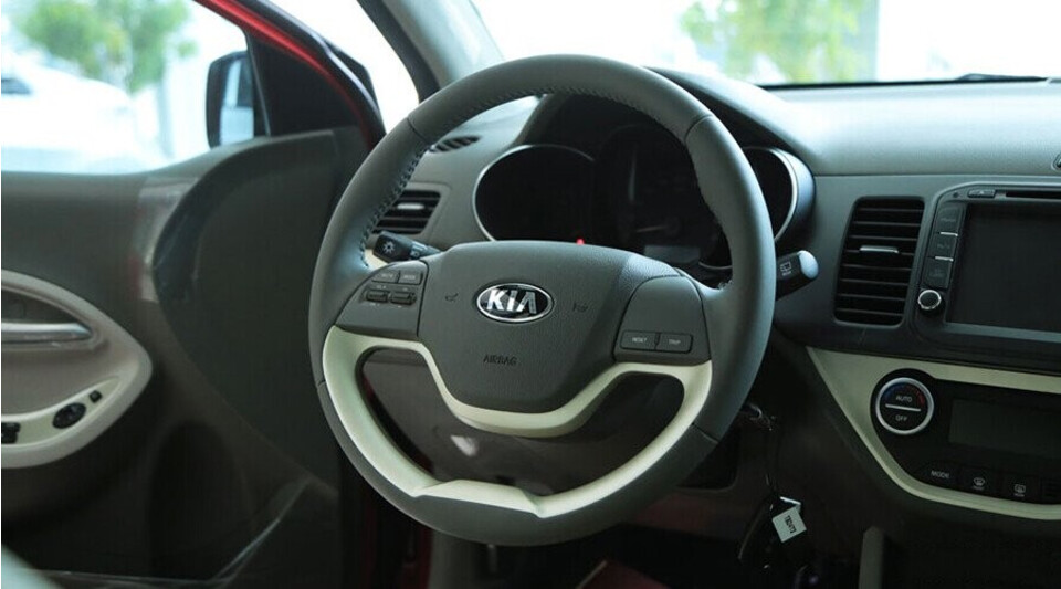 Tay lái KIA Morning