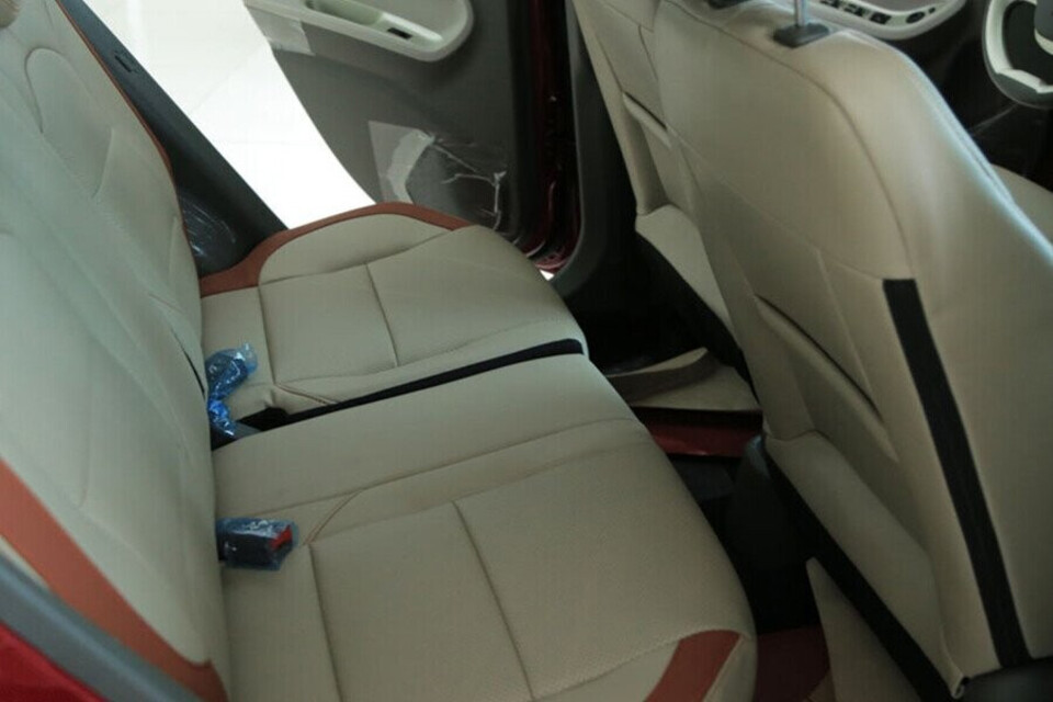 Hàng ghế sau KIA Morning