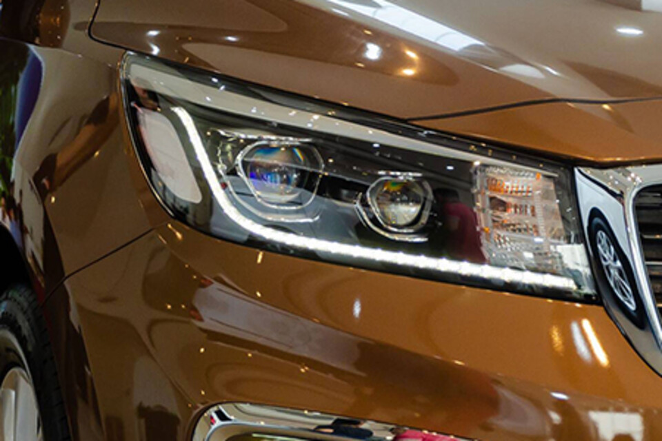 Đèn pha HID dạng thấu kính tích  Đèn pha HID dạng thấu kính