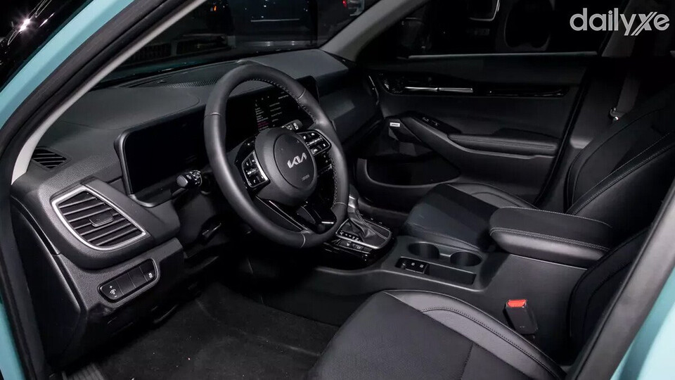 Nội thất xe sang trọng và tiện nghi