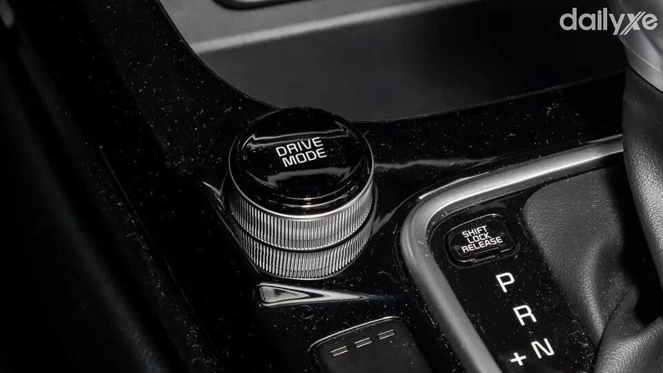 Phanh tay điện tử tích hợp Auto Hold
