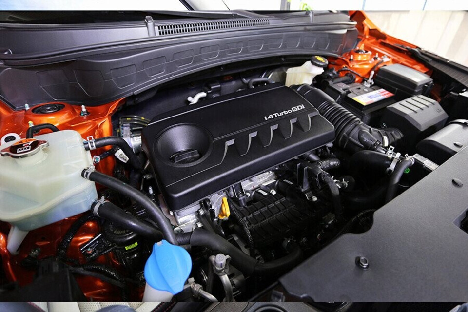 Động cơ vận hành mạnh mẽ