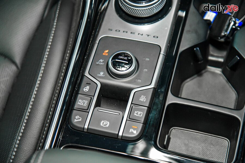 Hộp số tự động kết hợp 3 chế độ lái