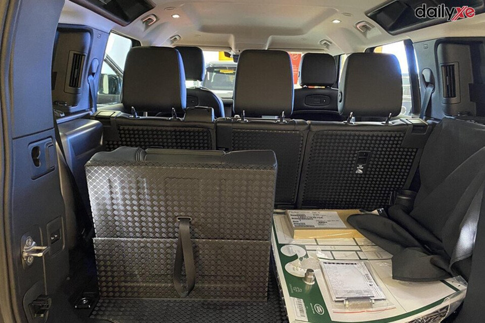 Khoang hành lý rộng rãi, có thể gập ghế để tăng thể tích