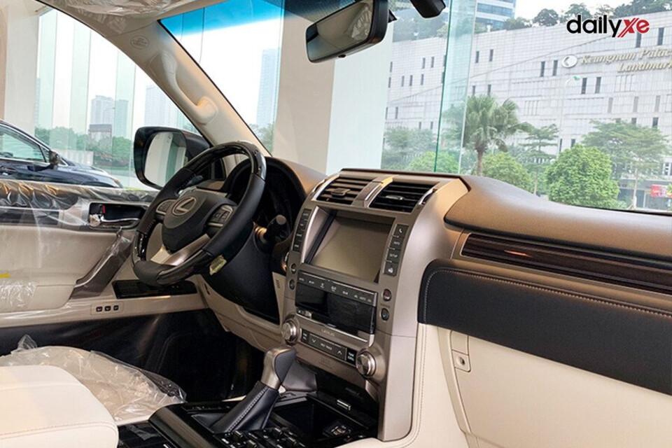 Nội thất bọc chất liệu da cao cấp