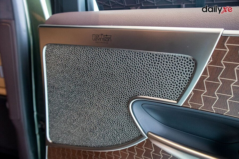 Loa âm thanh cao cấp