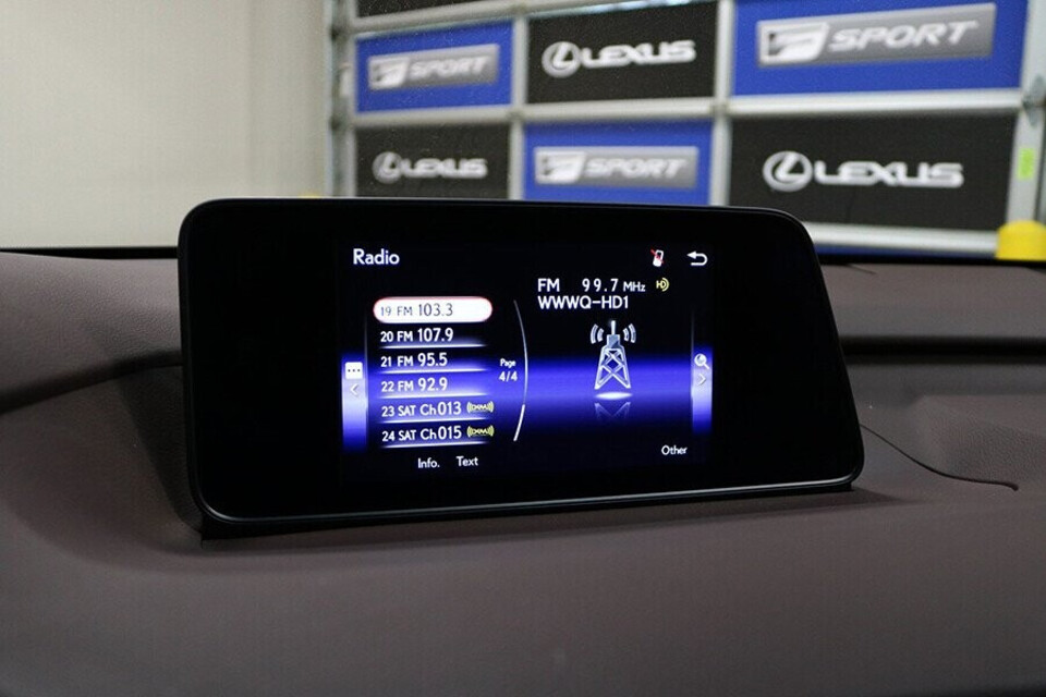 Màn hình giải trí cao cấp Màn hình giải trí cao cấp