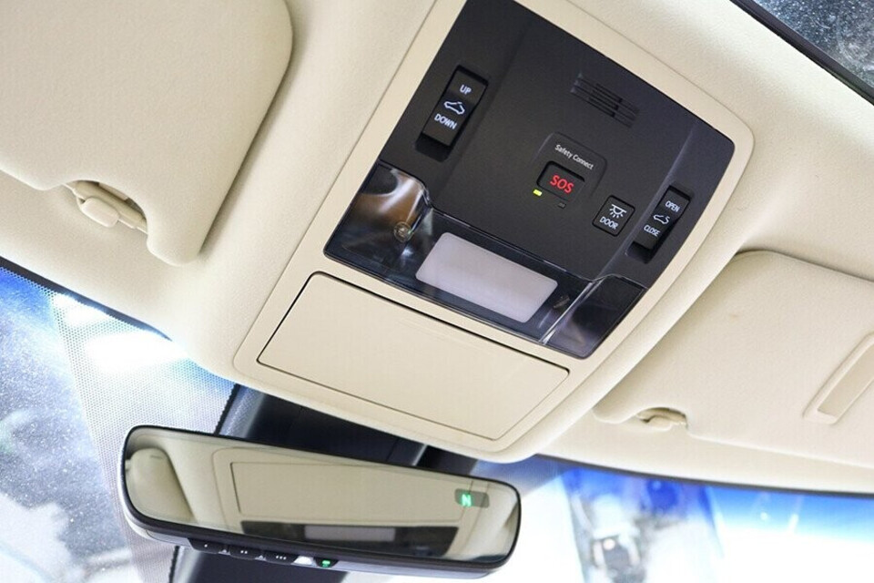 Bảng điều khiển đèn LED phía trên đầu Bảng điều khiển đèn LED phía trên đầu