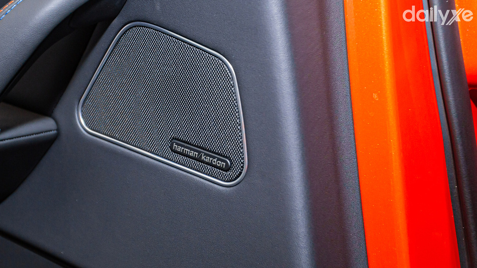 Loa âm thanh sống động