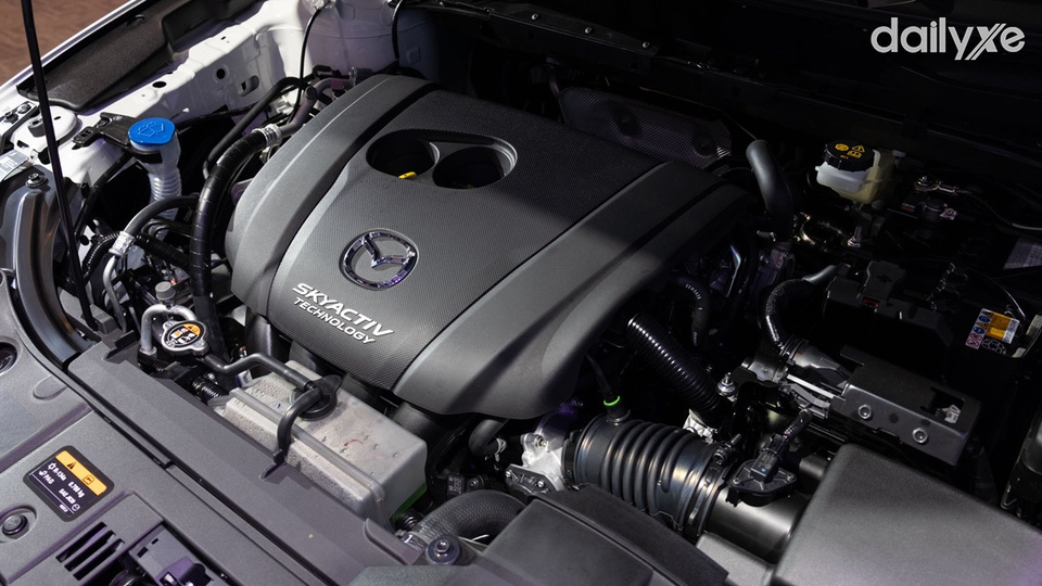 Mazda CX-8 sử dụng động cơ SkyActiv-G 2.5L