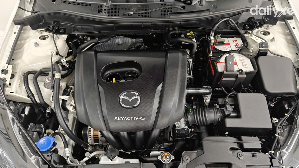 Trang bị khối động cơ Skyactiv-G 1.5L phun xăng trực tiếp