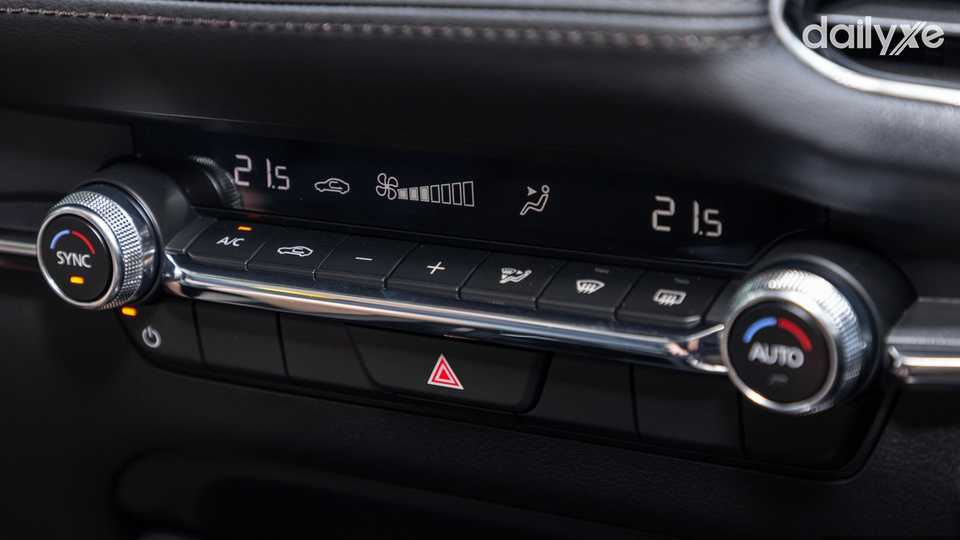 Hệ thống điều hòa 2 vùng độc lập trên New Mazda 3