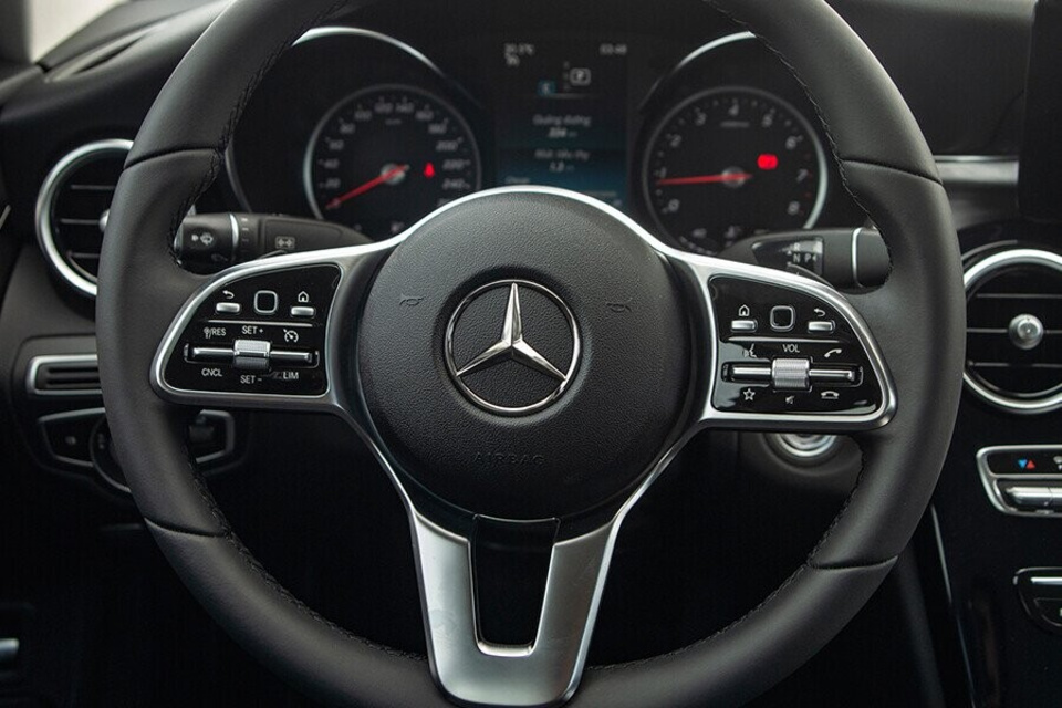 Tay lái bọc da cao cấp Tay lái bọc da cao cấp