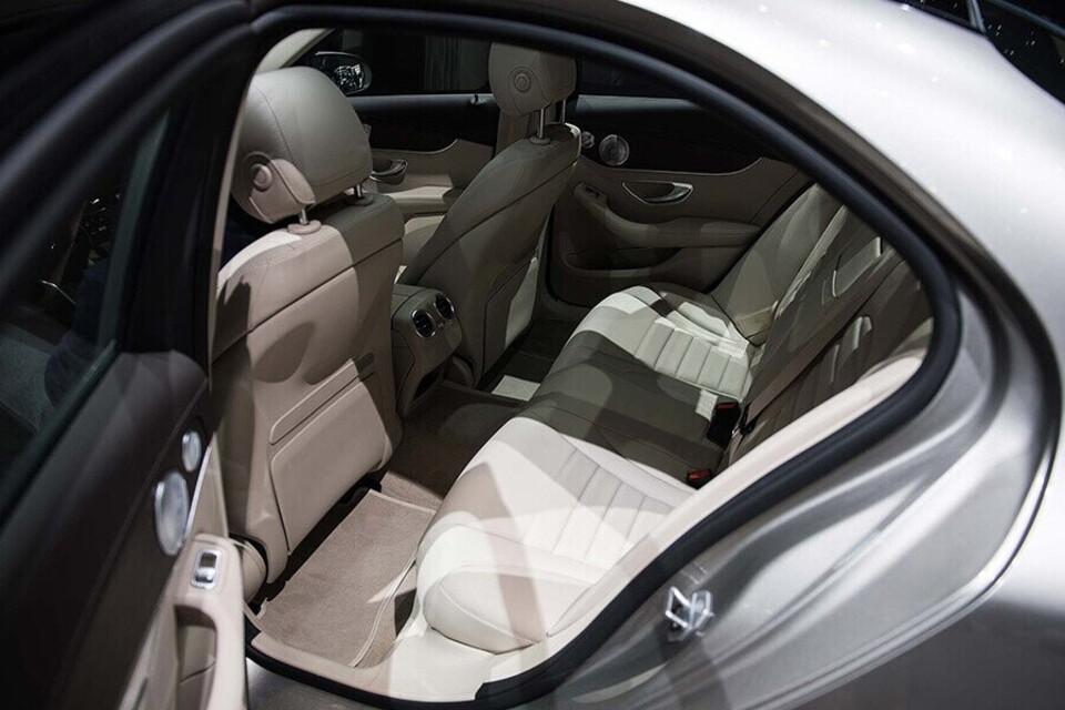 Không gian nội rộng rãi