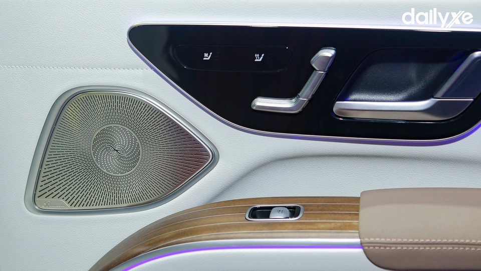 Trang bị loa âm thanh cao cấp