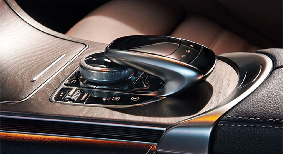 noi-that-mercedes-benz-glc-200-04.jpg noi-that-mercedes-benz-glc-200-04.jpg