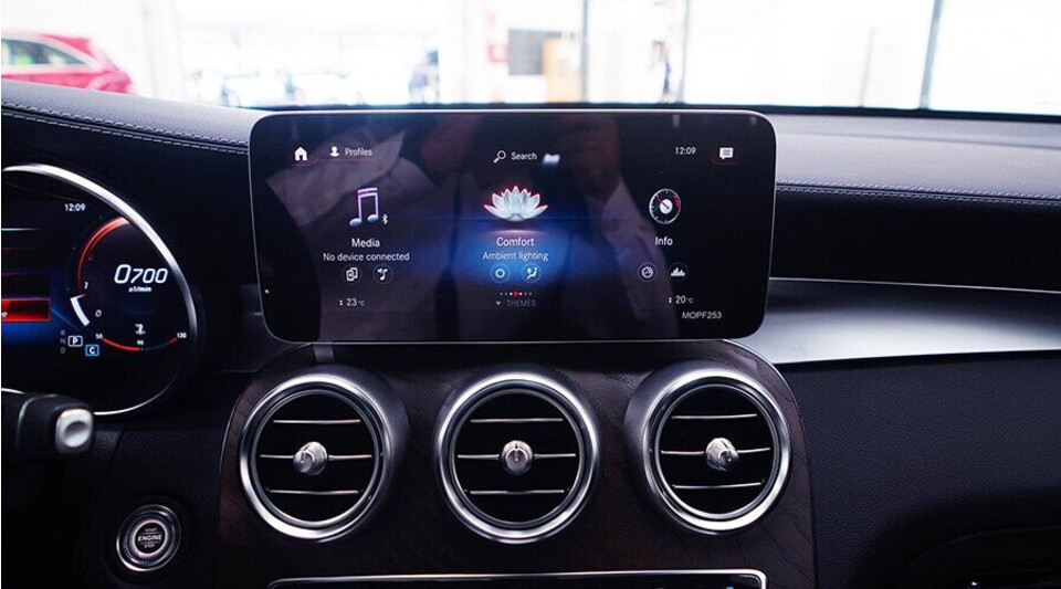 Màn hình giải trí hiện thị đa thông sắc nét