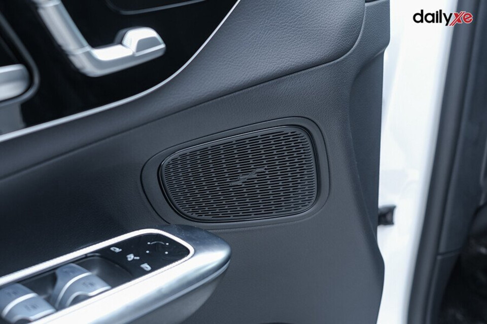 Trang bị loa âm thanh cao cấp