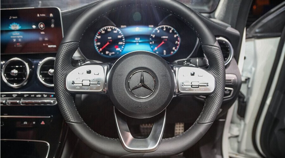 Tay lái bọc da cao cấp Tay lái bọc da cao cấp