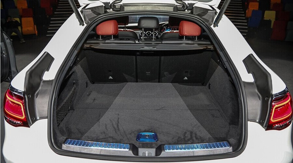 Khoang hành lý rộng lớn Khoang hành lý rộng lớn