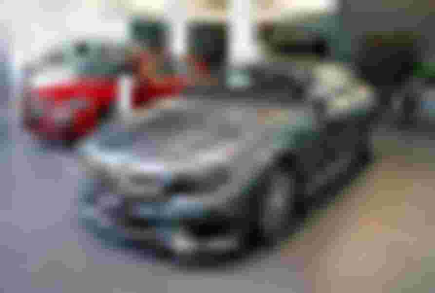 noi-that-mercedes-benz-s500-couple-04.jpg