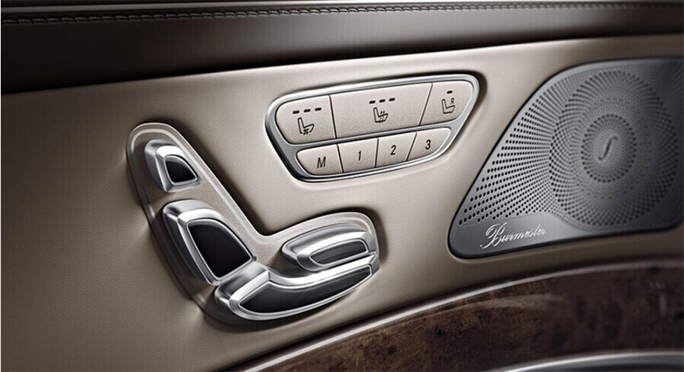 noi-that-mercedes-benz-s500-couple-12.jpg noi-that-mercedes-benz-s500-couple-12.jpg