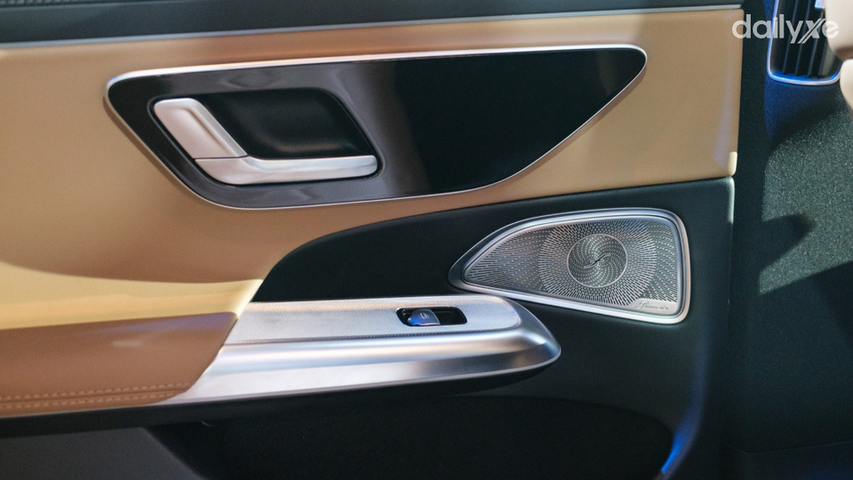 Hệ thống âm thanh vòm Burmester