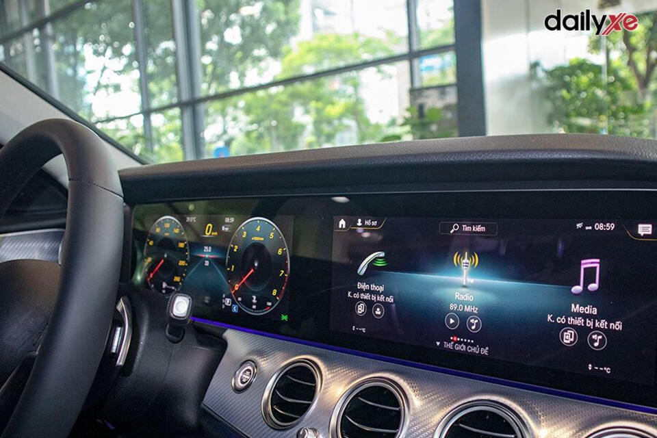 Màn hình giải trí 12.3inch