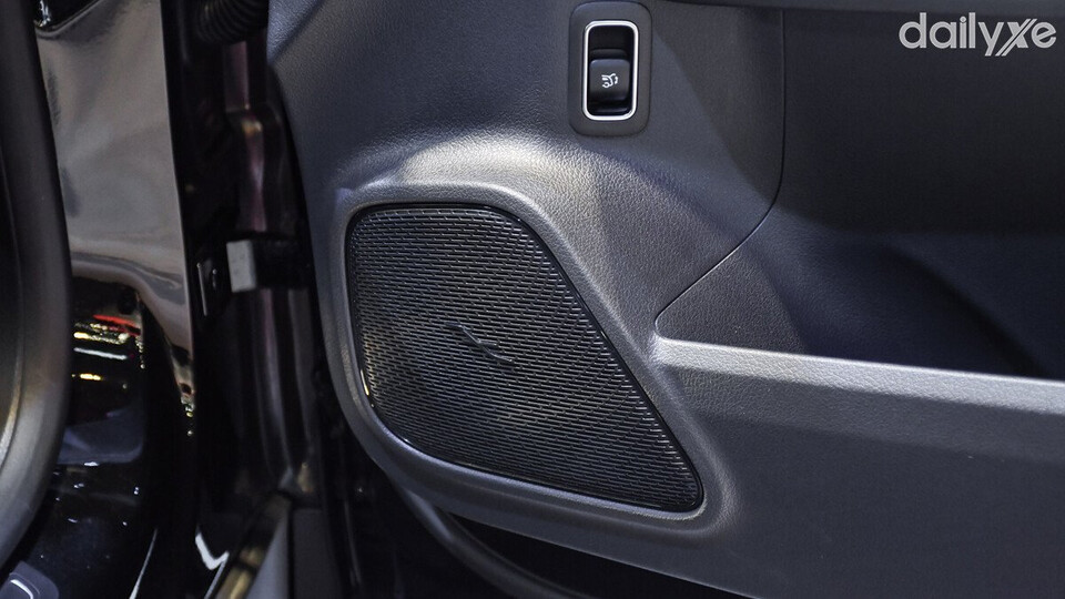 Trang bị loa âm thanh cao cấp