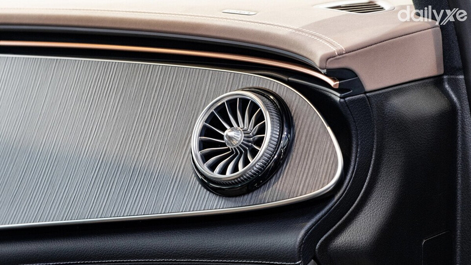 Cửa gió điều hòa hàng ghế trước