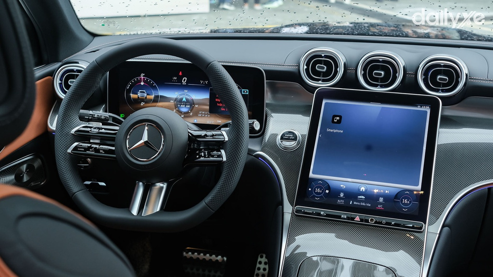 Nội thất sự kết hợp hoàn hảo giữa vẻ đẹp sang trọng, tiện nghi và thể thao