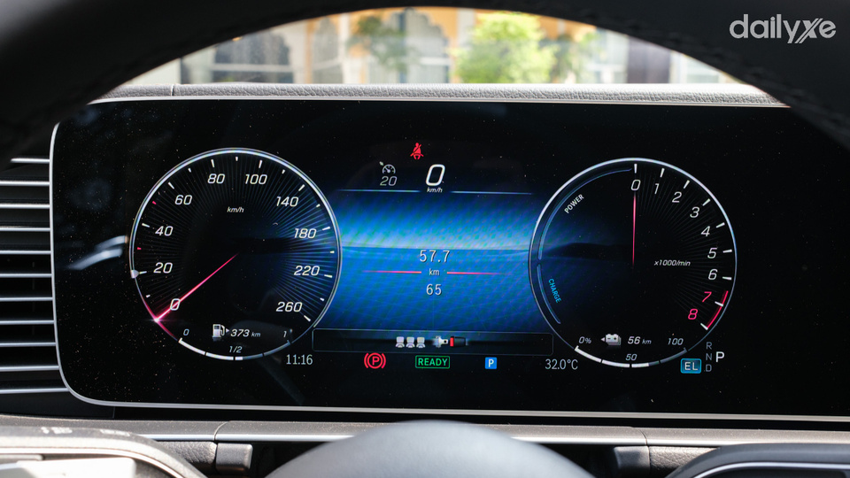 Đồng hồ kỹ thuật số sắc nét