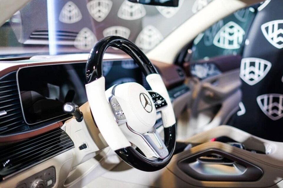 Vô lăng 3 chấu, bọc da cao cấp