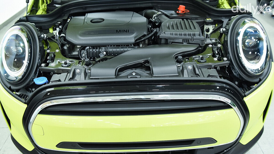 Mini Convertible trang bị động cơ xăng tăng áp 1.5L