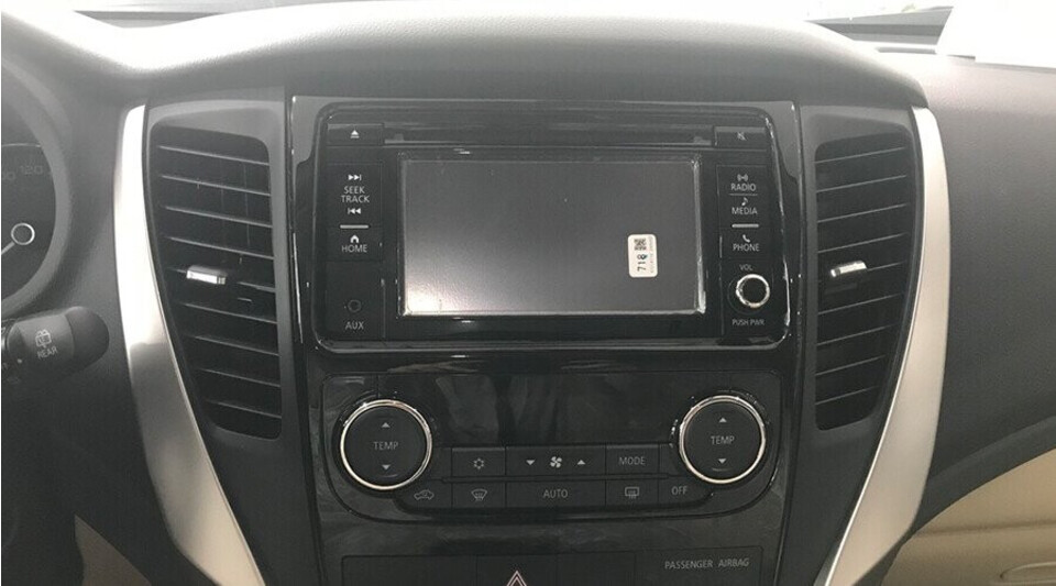 Pajero Sport trang bị hệ thống giải trí hiện thị đa thông tin Pajero Sport trang bị hệ thống giải trí hiện thị đa thông tin