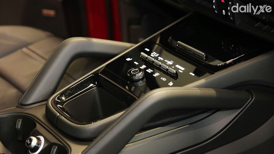 Trang bị hộp số 8 cấp