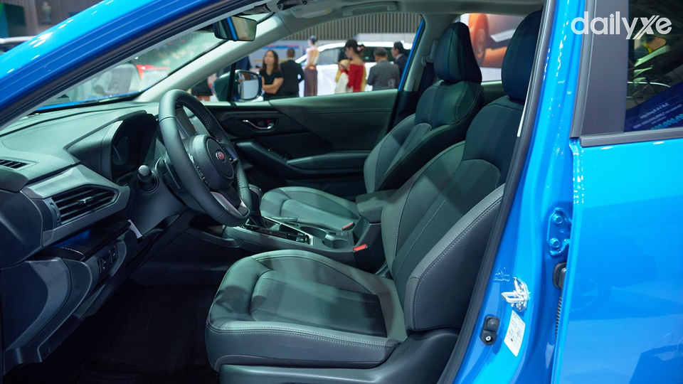 Toàn bộ ghế ngồi bọc da cao cấp